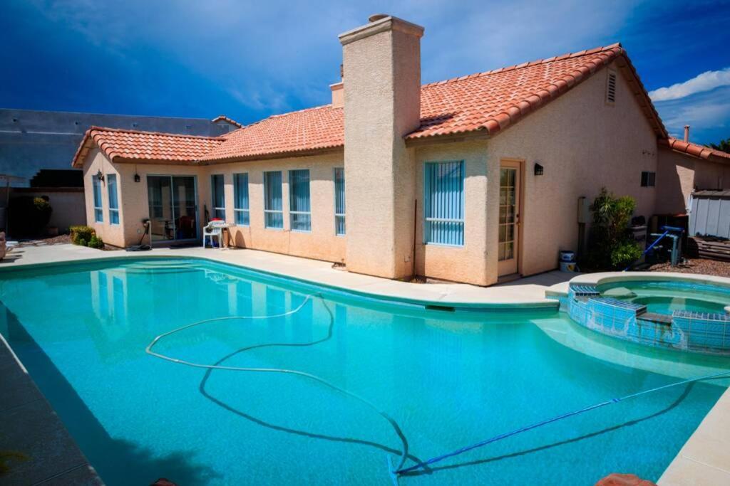Luxury 1900 Sq Ft House Huge 46 Ft Pool & Hot Spa Las Vegas Bagian luar foto